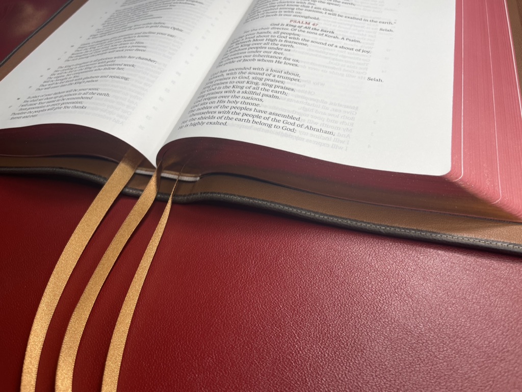 Featured Bible - AE Bibles